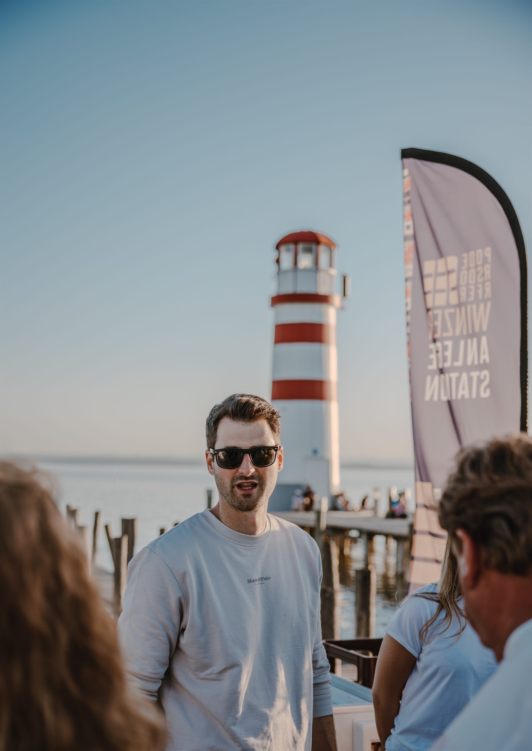 Michael Dombi beim Sonn-Wein am Leuchtturm Podersdorf